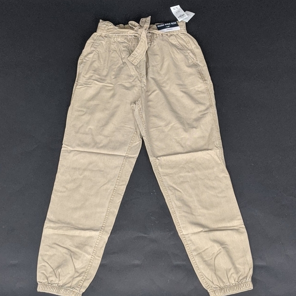 The Hollister Cargo Jogger Pants from Hollister Co. | pantzzzððð